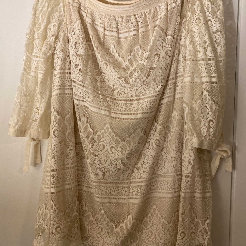 Cream mini lace dress